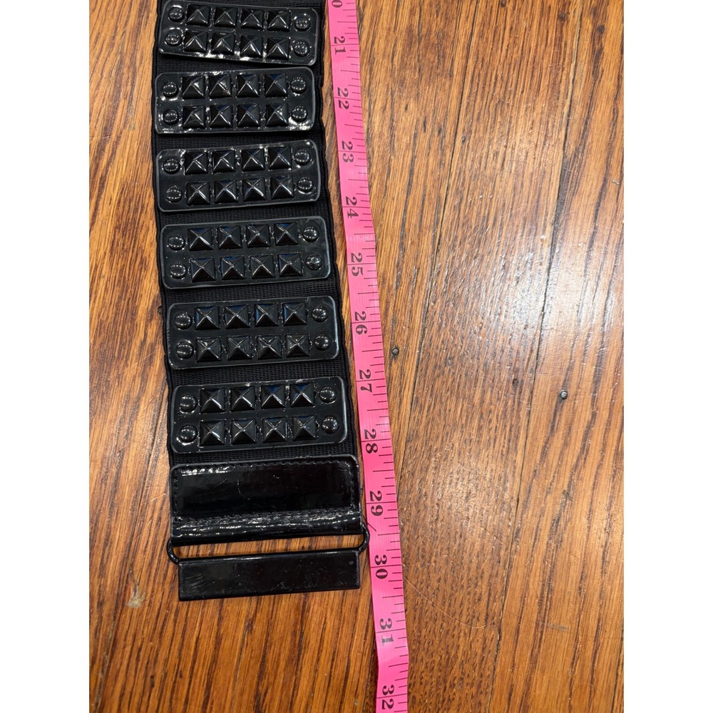 BCBGMAXAZRIA Studded Wide Waist Belt Black Pyramid Studs Elastic L/XL Y2K 90s - Picture 5 of 5